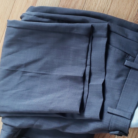 Michael Kors womens flat front dress slacks 36w x 30l straight leg - Picture 2 of 5